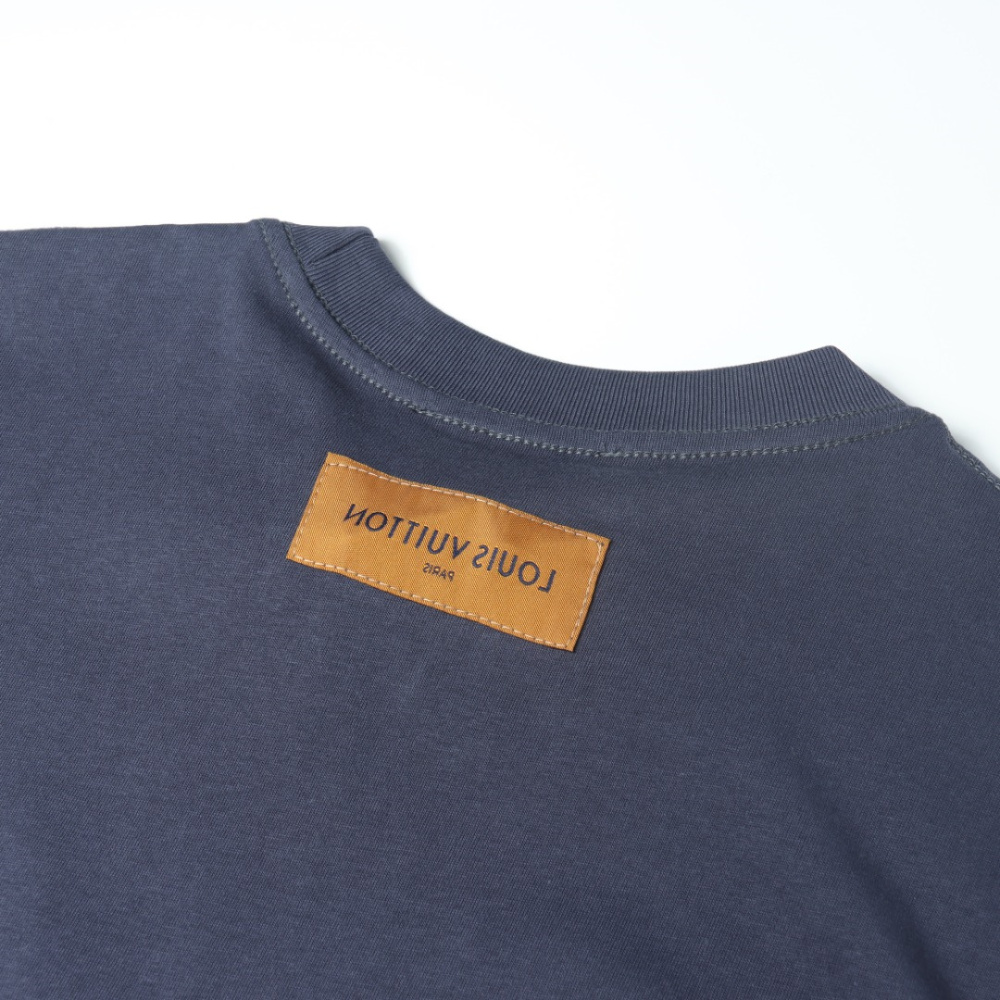 高仿LV*1AFR0030滿印塗層LOGOT恤藏藍