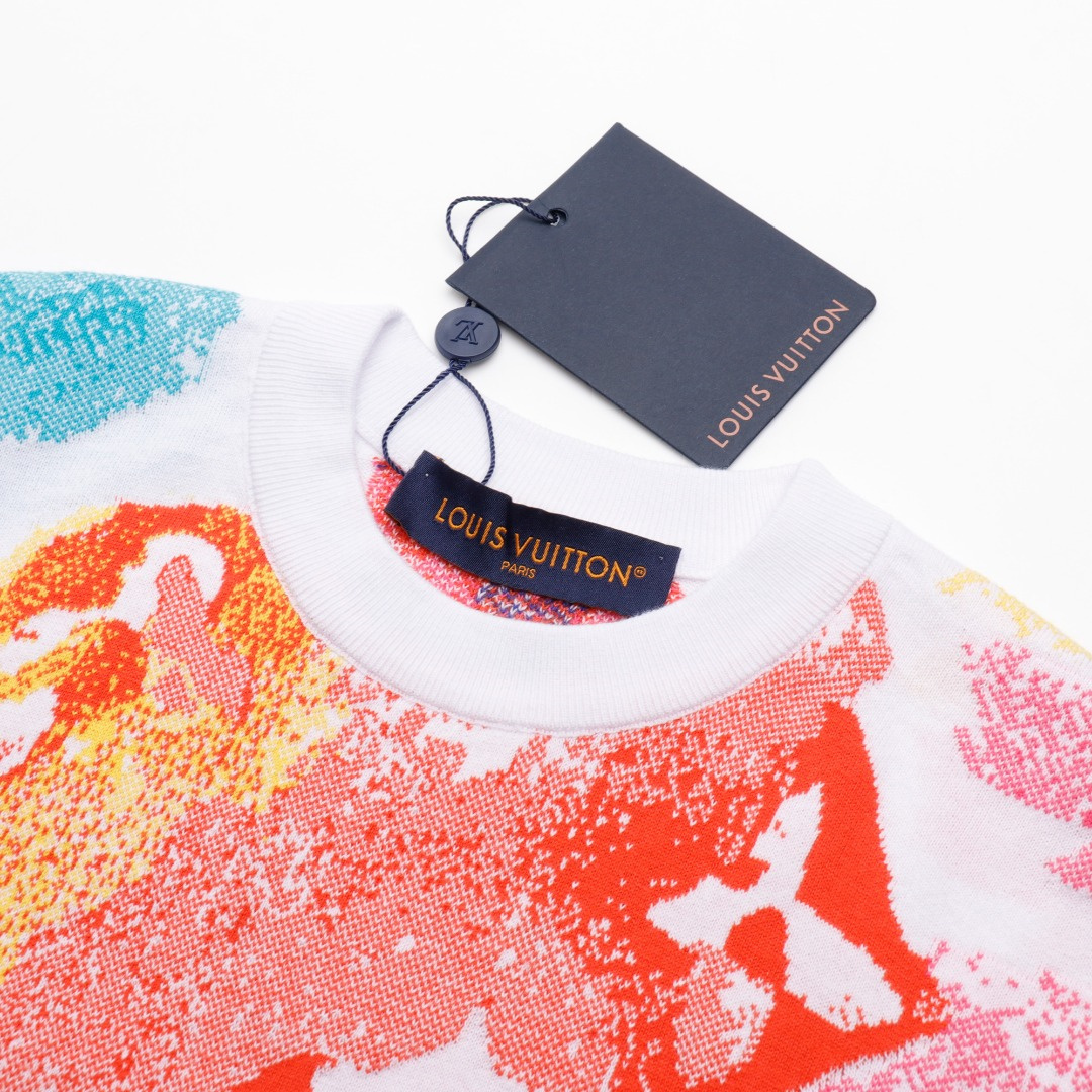 高仿LV*SS21系列1A8QWA水墨渲染刺繡T恤白色
