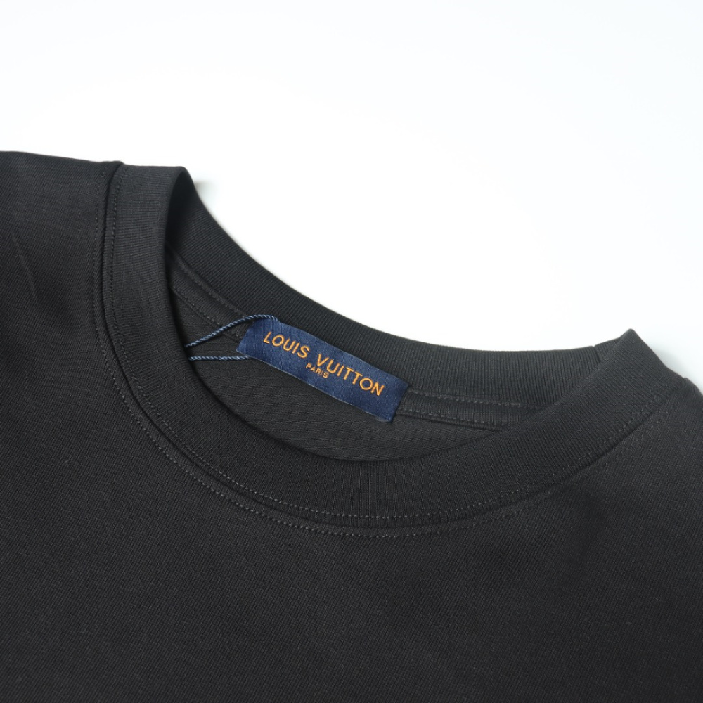 高仿LV*1AFR0027線條LOGOT恤黑色