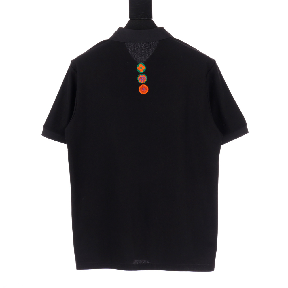 高仿LV*SS23系列1AFR0037彩標刺繡POLO衫黑色