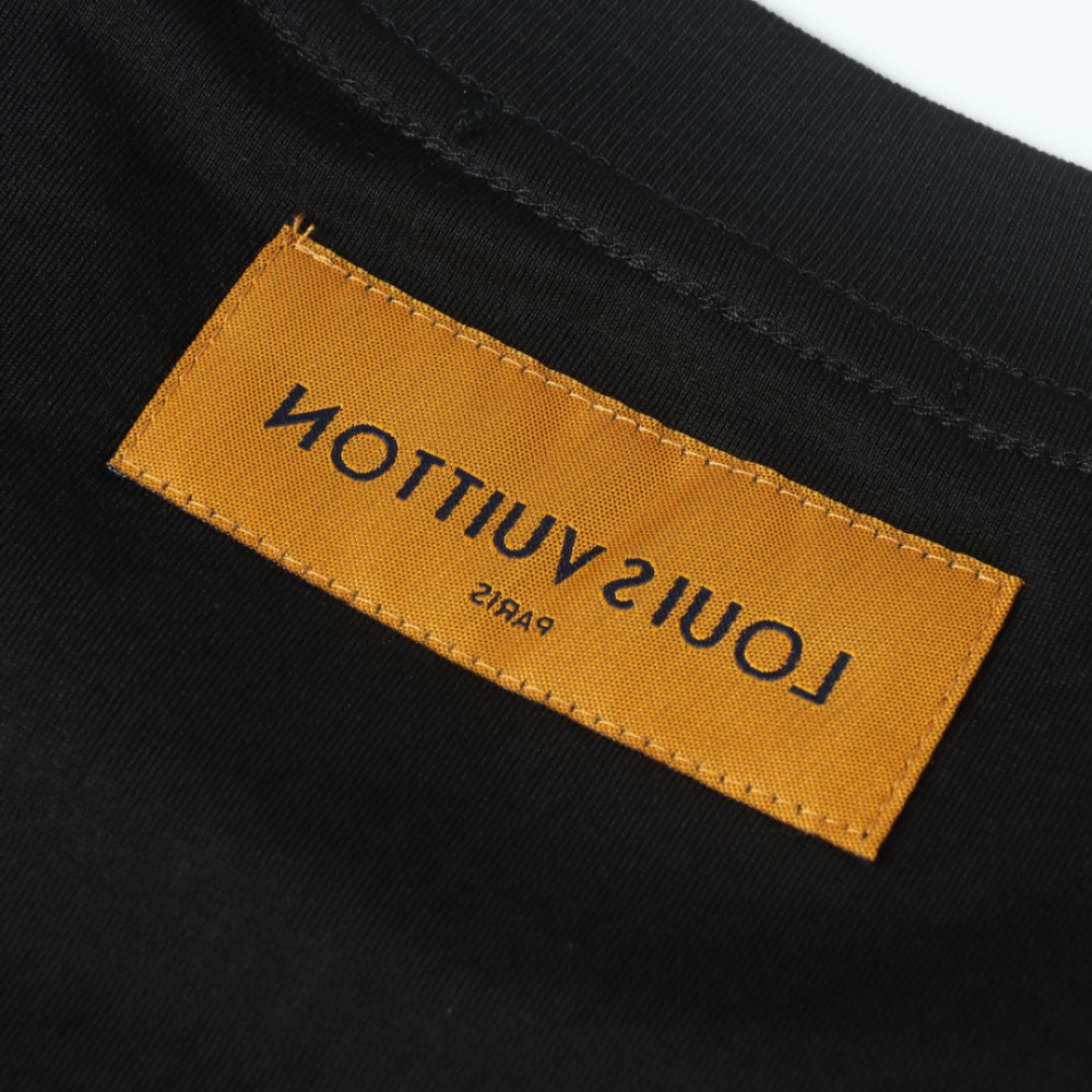 高仿LV*1AFR0040拖鞋麂皮貼佈T恤黑色