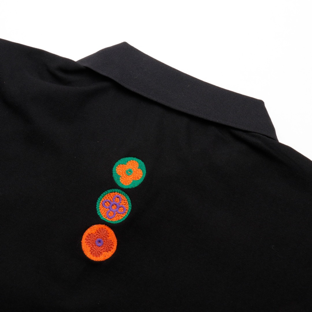 高仿LV*SS23系列1AFR0037彩標刺繡POLO衫黑色