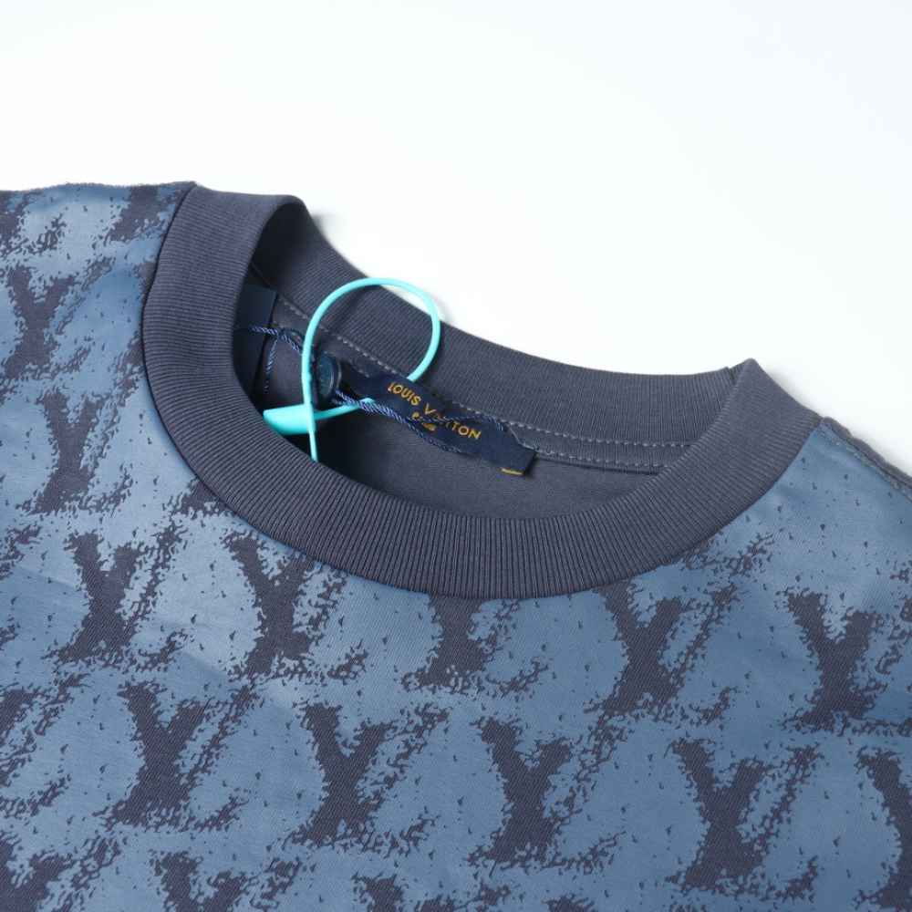 高仿LV*1AFR0030滿印塗層LOGOT恤藏藍