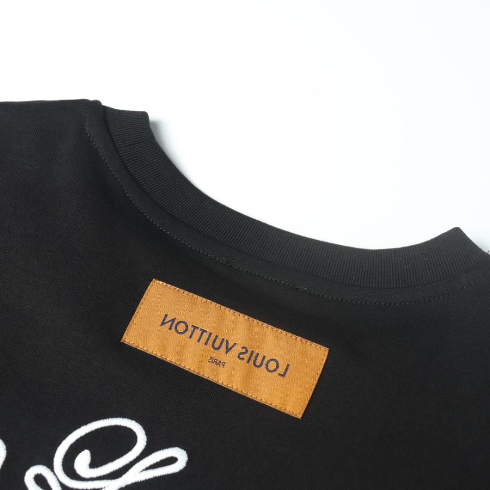 高仿LV*1AFR0042花卉刺繡T恤黑色