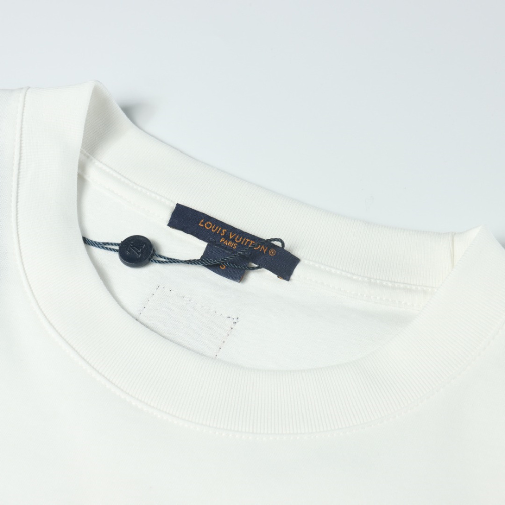 高仿LV*SS24系列1AFR96菲董出品短袖白色