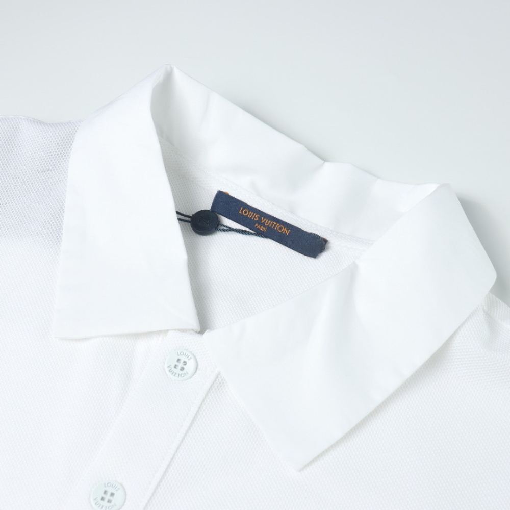 高仿LV*1AFR0069刺繡貼飾POLO衫白色