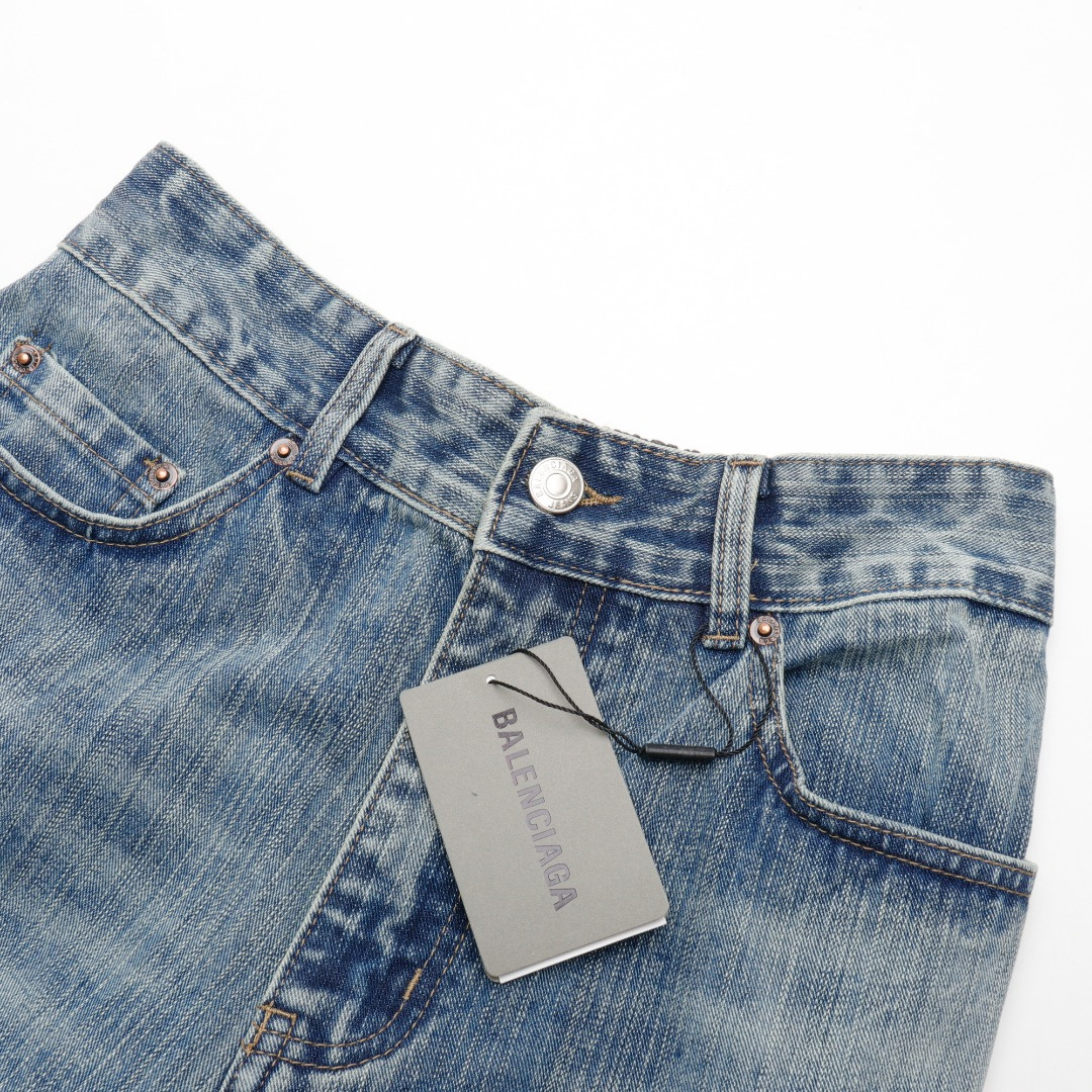 高仿Balenciaga*SS24系列783697塗層字面牛仔褲