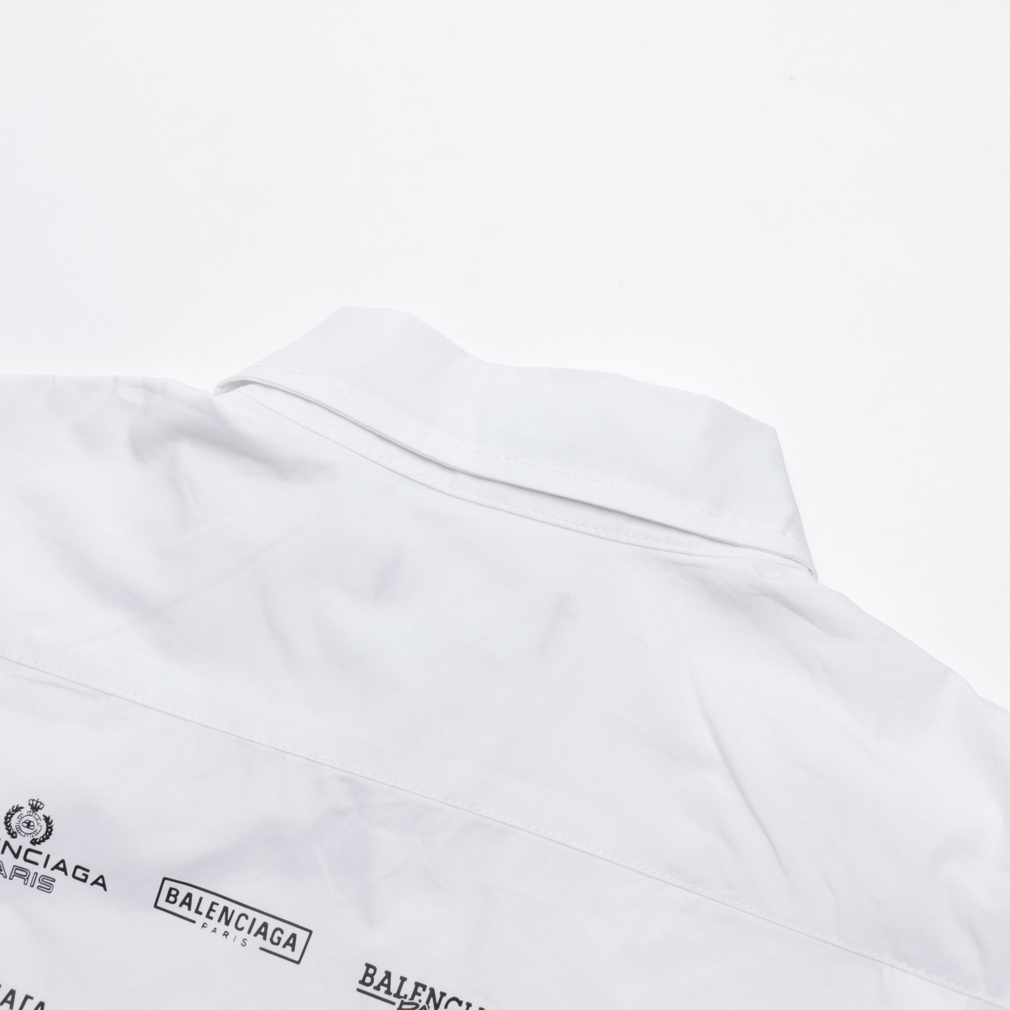 高仿Balenciaga*SS24系列725377歷代LOGO襯衫白色