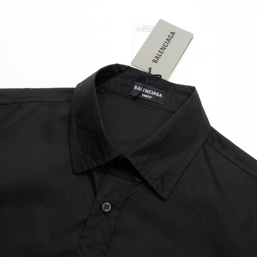 高仿Balenciaga*FW24系列663030背後字母襯衫黑色