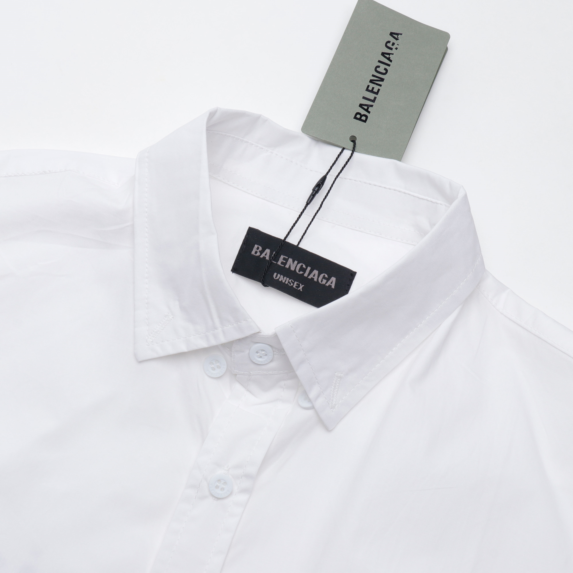 高仿Balenciaga*SS24系列790731背後可樂LOGO襯衫白色