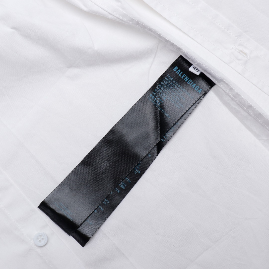 高仿Balenciaga*SS24系列790731背後可樂LOGO襯衫白色