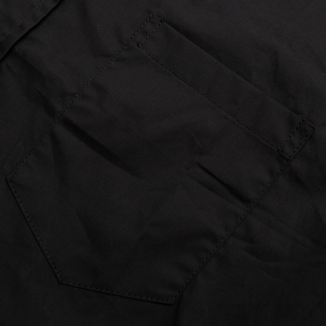 高仿Balenciaga*FW24系列663030背後字母襯衫黑色