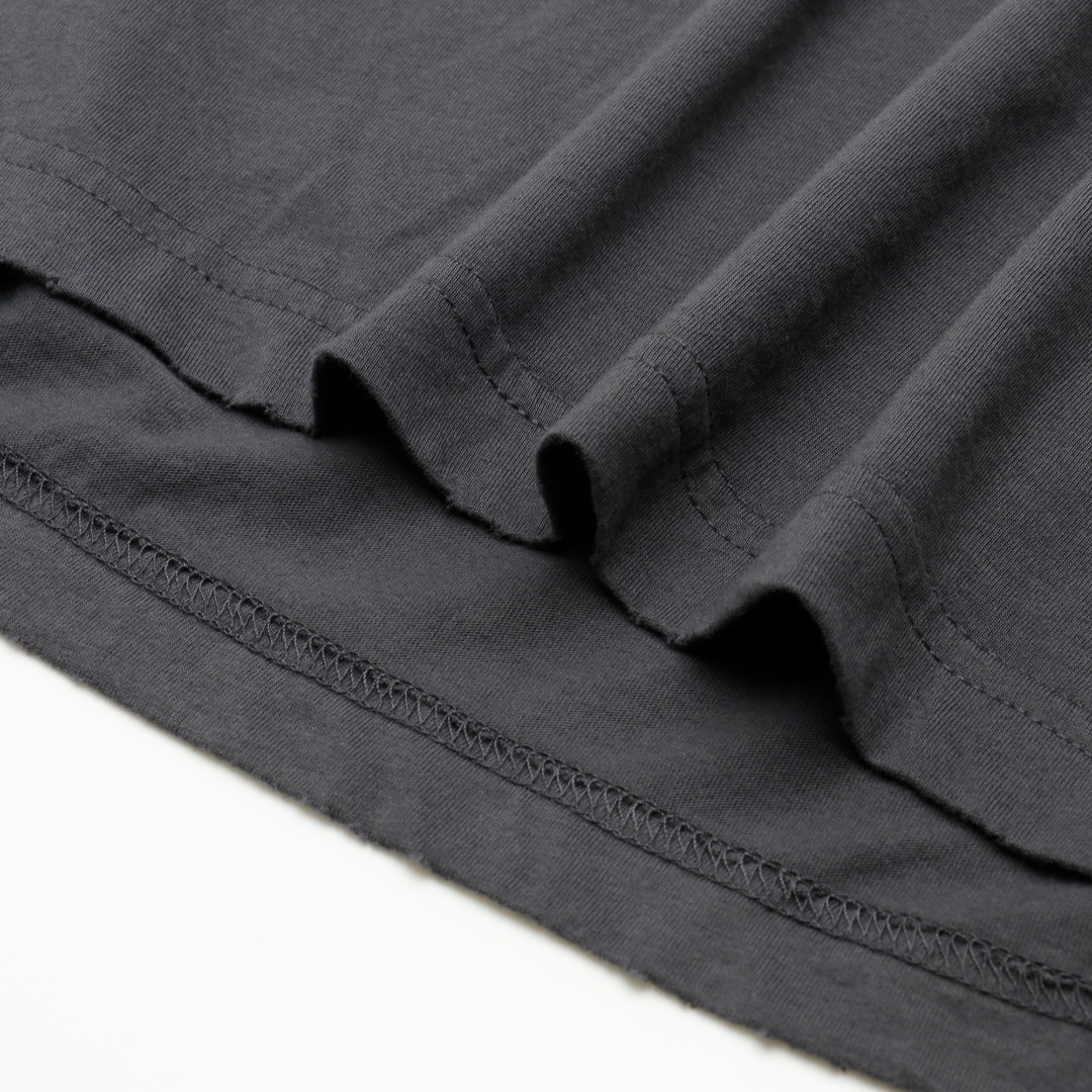 高仿Balenciaga*FW24系列764235藍標LOGO短袖黑色