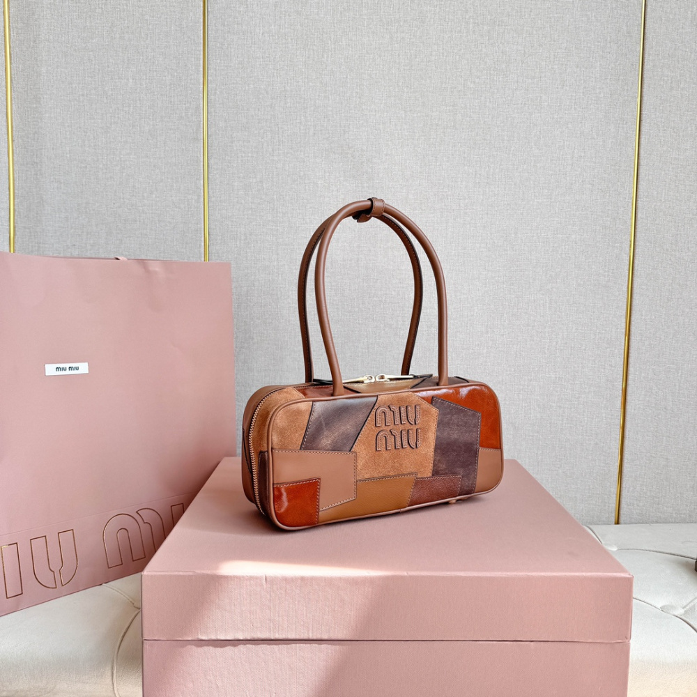 高仿miumiu繆繆*Arcedir系列5BB148幾何圖案保齡球包免檢吧