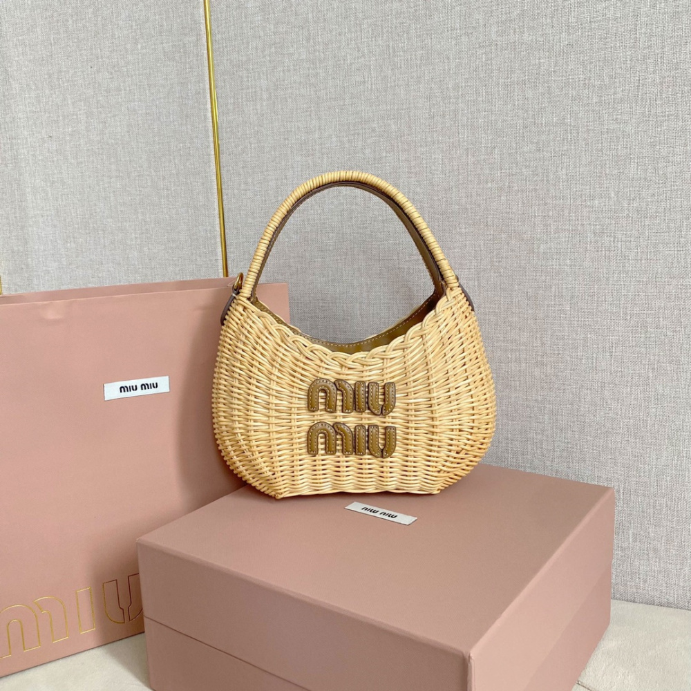 高仿miumiu繆繆*5BC125竹編包菜籃子免檢版