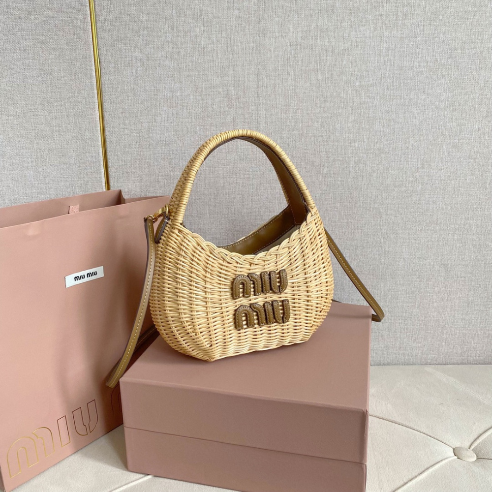 高仿miumiu繆繆*5BC125竹編包菜籃子免檢版