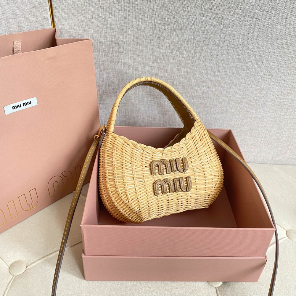 高仿miumiu繆繆*5BC125竹編包菜籃子免檢版