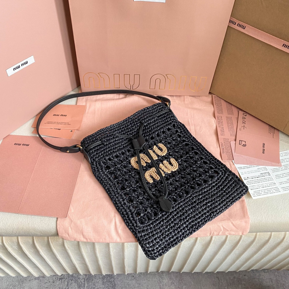 高仿miumiu繆繆*5ND016福袋編織包黑色免檢版
