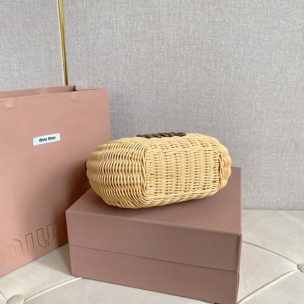 高仿miumiu繆繆*5BC125竹編包菜籃子免檢版
