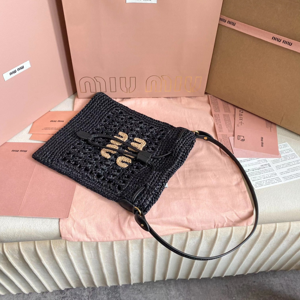高仿miumiu繆繆*5ND016福袋編織包黑色免檢版