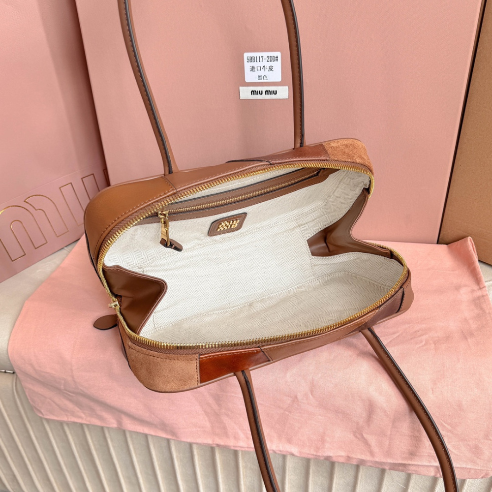 高仿miumiu繆繆*Arcedir系列5BB148幾何圖案保齡球包免檢吧