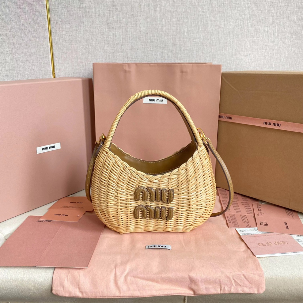 高仿miumiu繆繆*5BC125竹編包菜籃子免檢版
