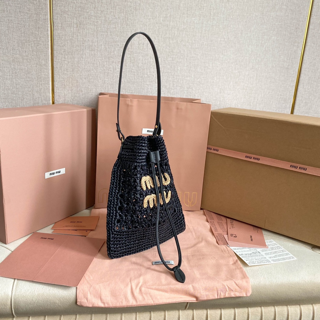 高仿miumiu繆繆*5ND016福袋編織包黑色免檢版