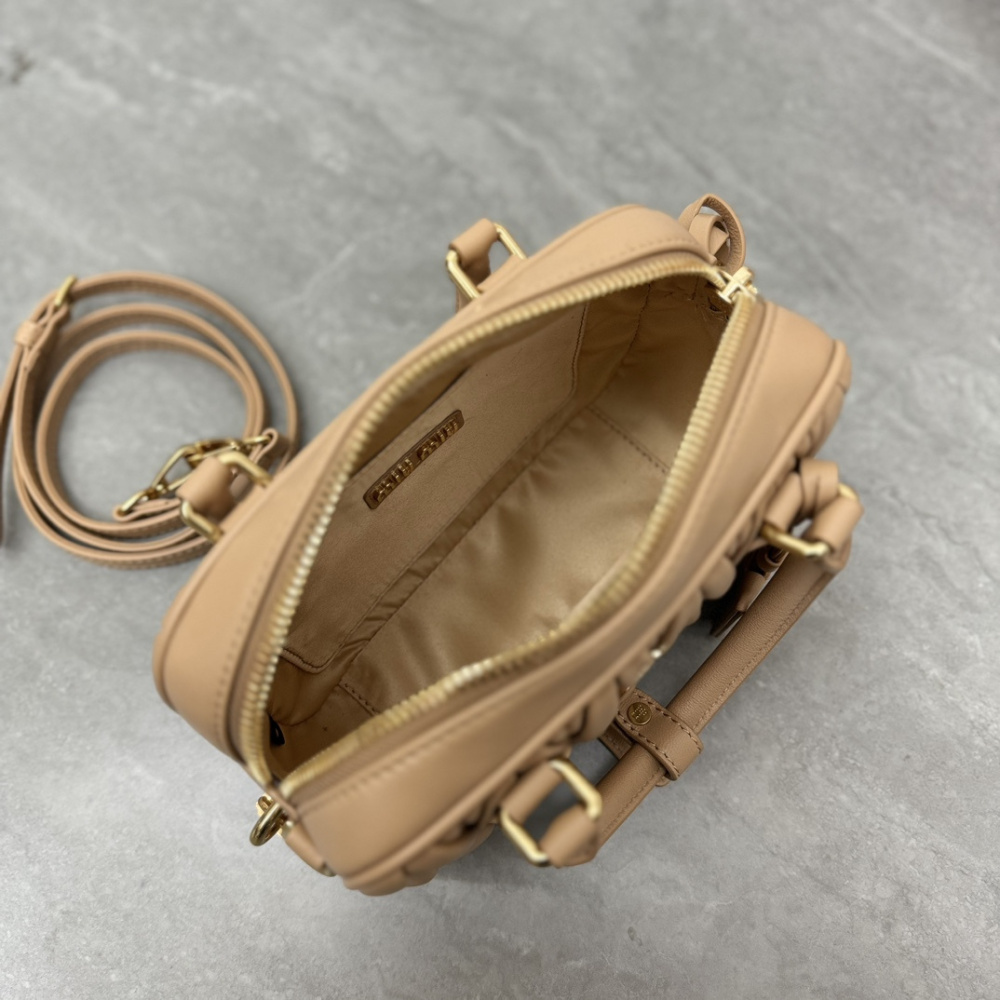 高仿miumiu繆繆TooPretty系列5BB123保齡球手袋棕色