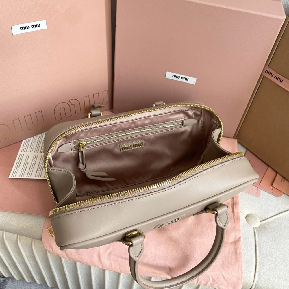 高仿miumiu繆繆*5BB148保齡球包袋灰褐色免檢版