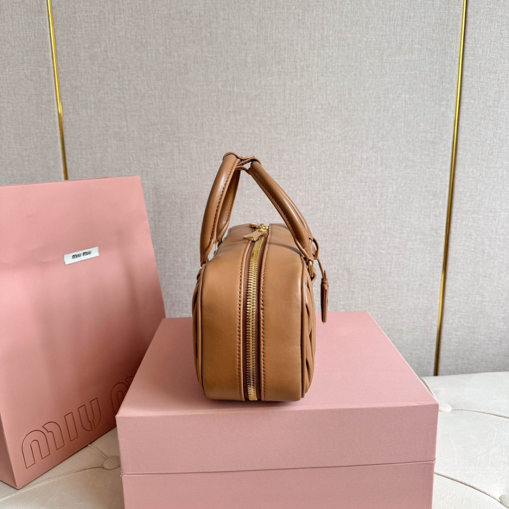 高仿miumiu繆繆*5BB148保齡球包袋焦糖色免檢版
