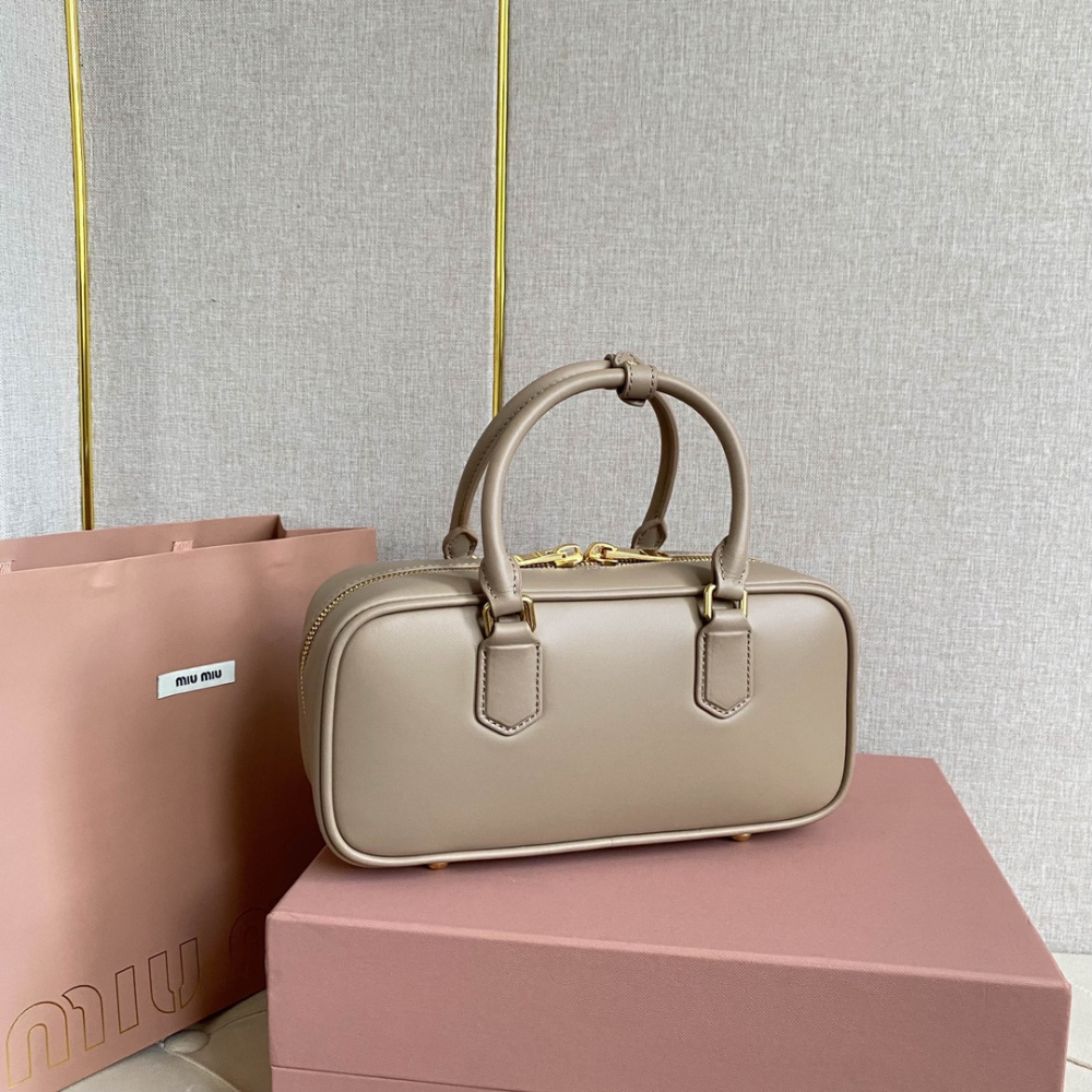 高仿miumiu繆繆*5BB148保齡球包袋灰褐色免檢版