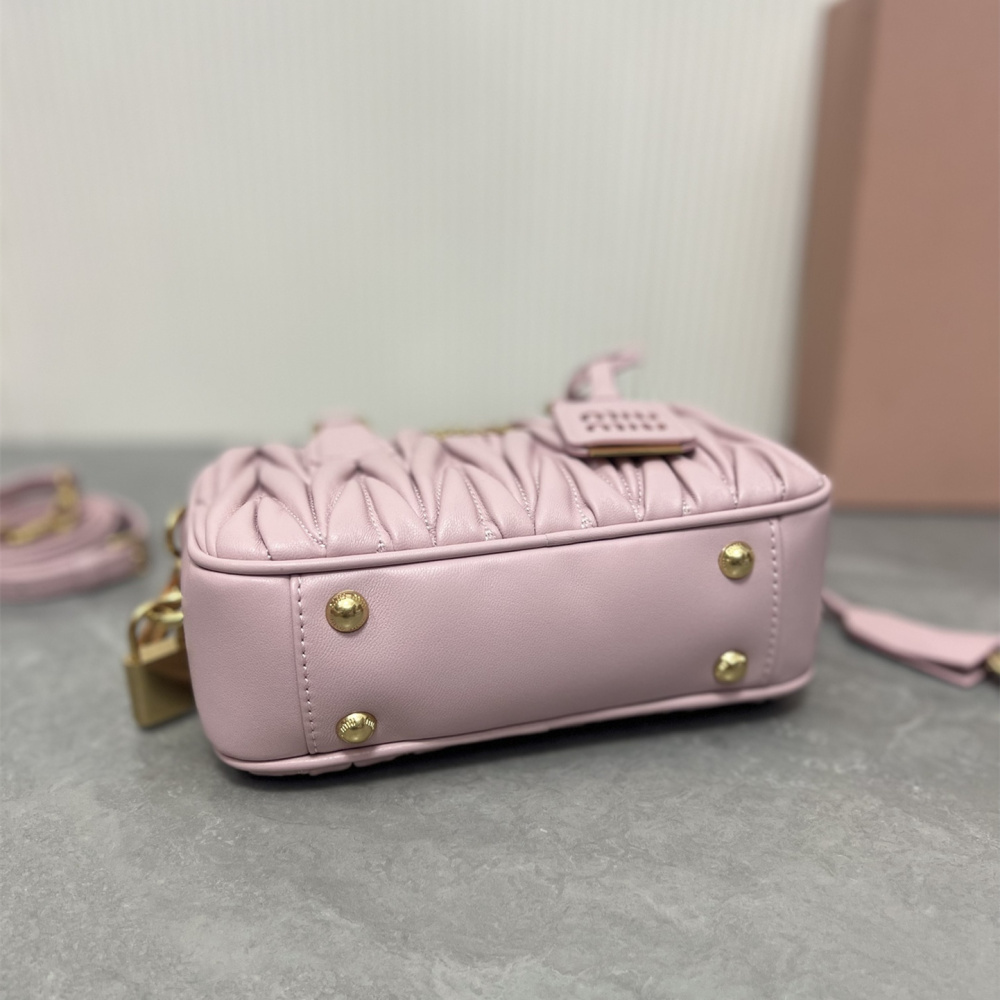 高仿miumiu繆繆TooPretty系列5BB123保齡球手袋粉色