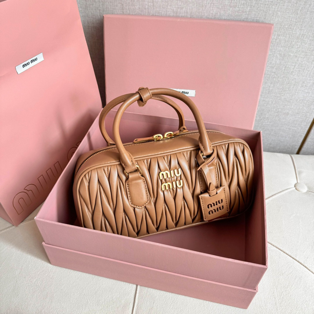 高仿miumiu繆繆*5BB148保齡球包袋焦糖色免檢版