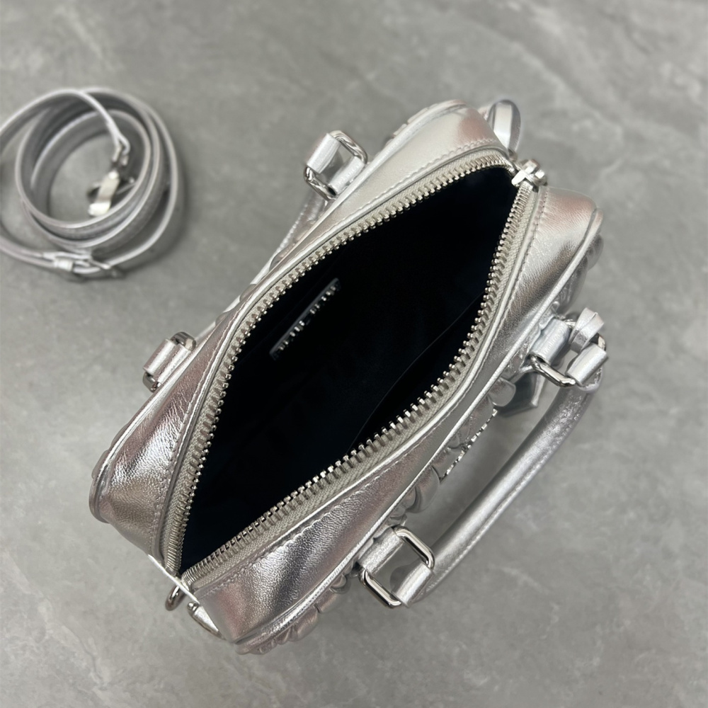 高仿miumiu繆繆TooPretty系列5BB123保齡球手袋銀色