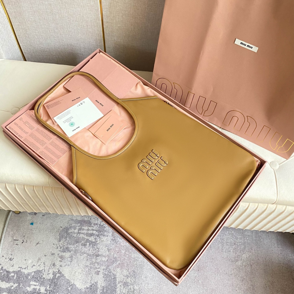 高仿miumiu繆繆*IVY系列5BG231限定款Tote包焦糖色免檢版