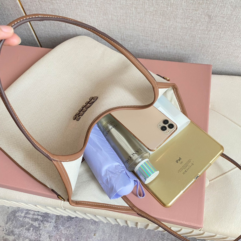 高仿miumiu繆繆*IVY系列5BG231限定款Tote包帆布免檢版