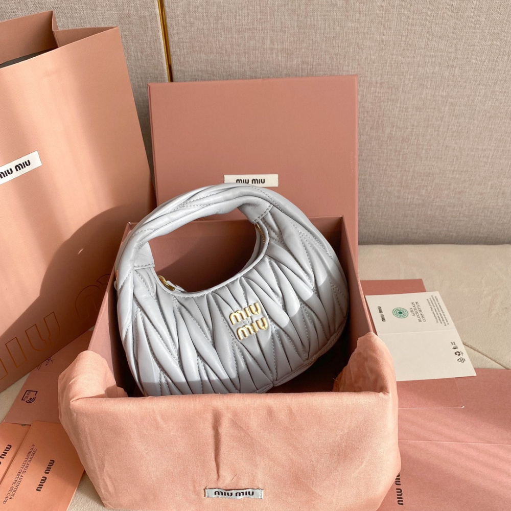 高仿miumiu繆繆*5BP078Mini單肩包矢菊藍免檢版