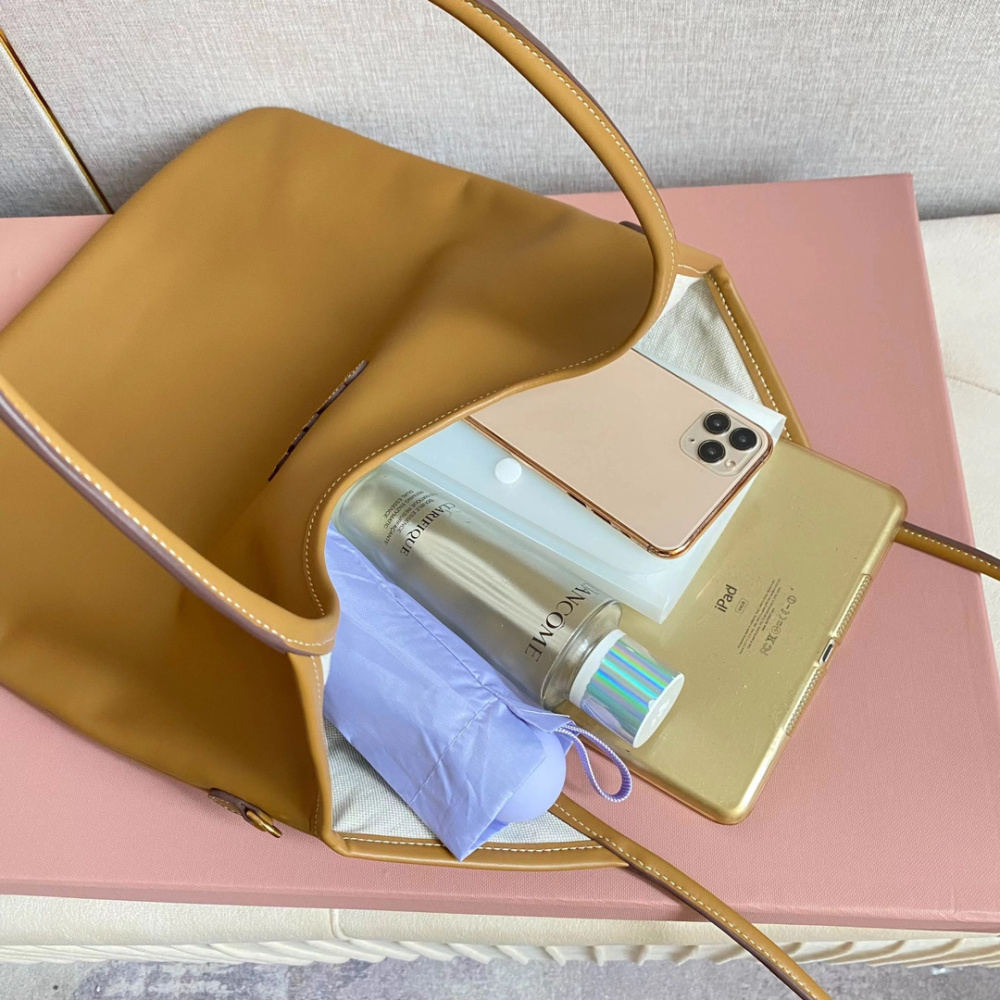 高仿miumiu繆繆*IVY系列5BG231限定款Tote包焦糖色免檢版