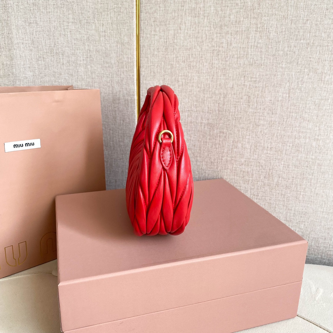 高仿miumiu繆繆*5BP078Mini單肩包紅色免檢版