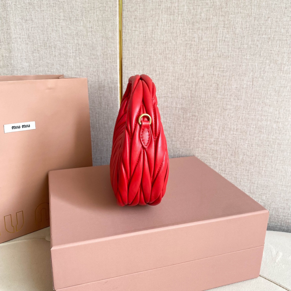 高仿miumiu繆繆*5BP078Mini單肩包紅色免檢版