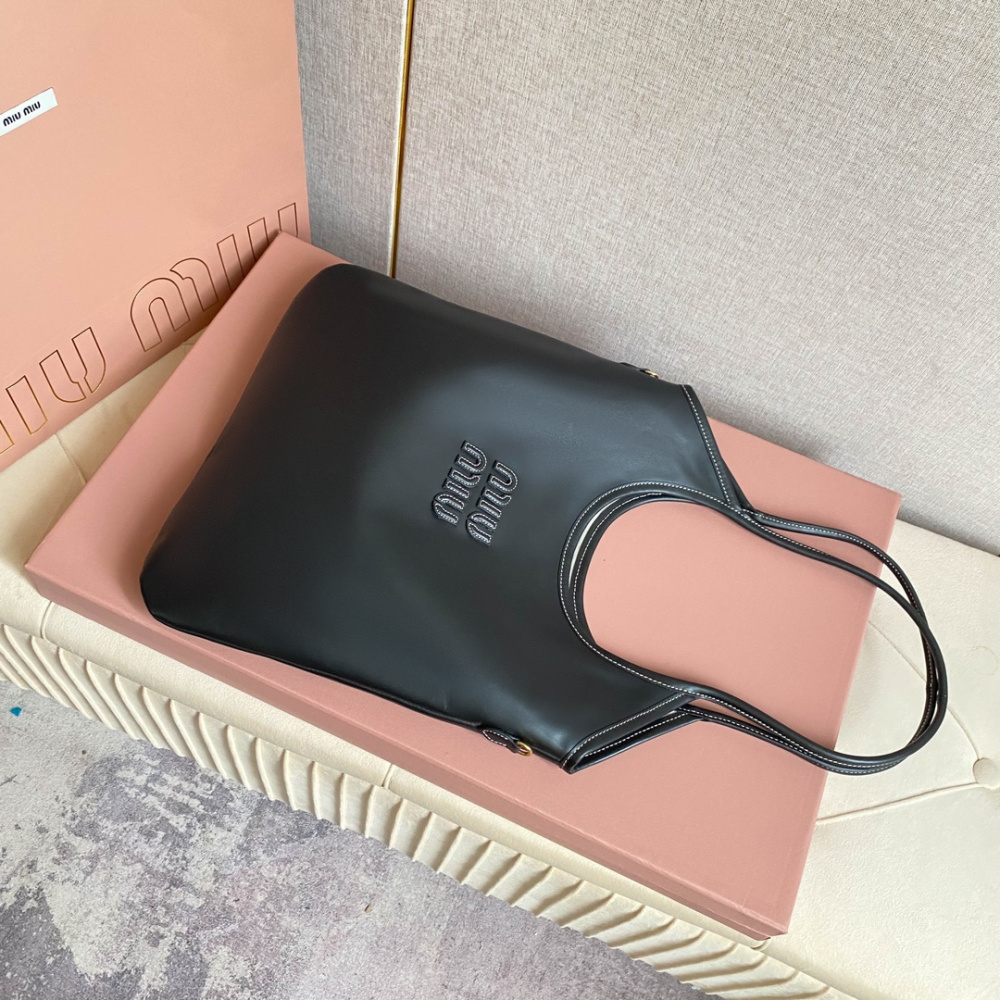 高仿miumiu繆繆*IVY系列5BG231限定款Tote包黑色免檢版