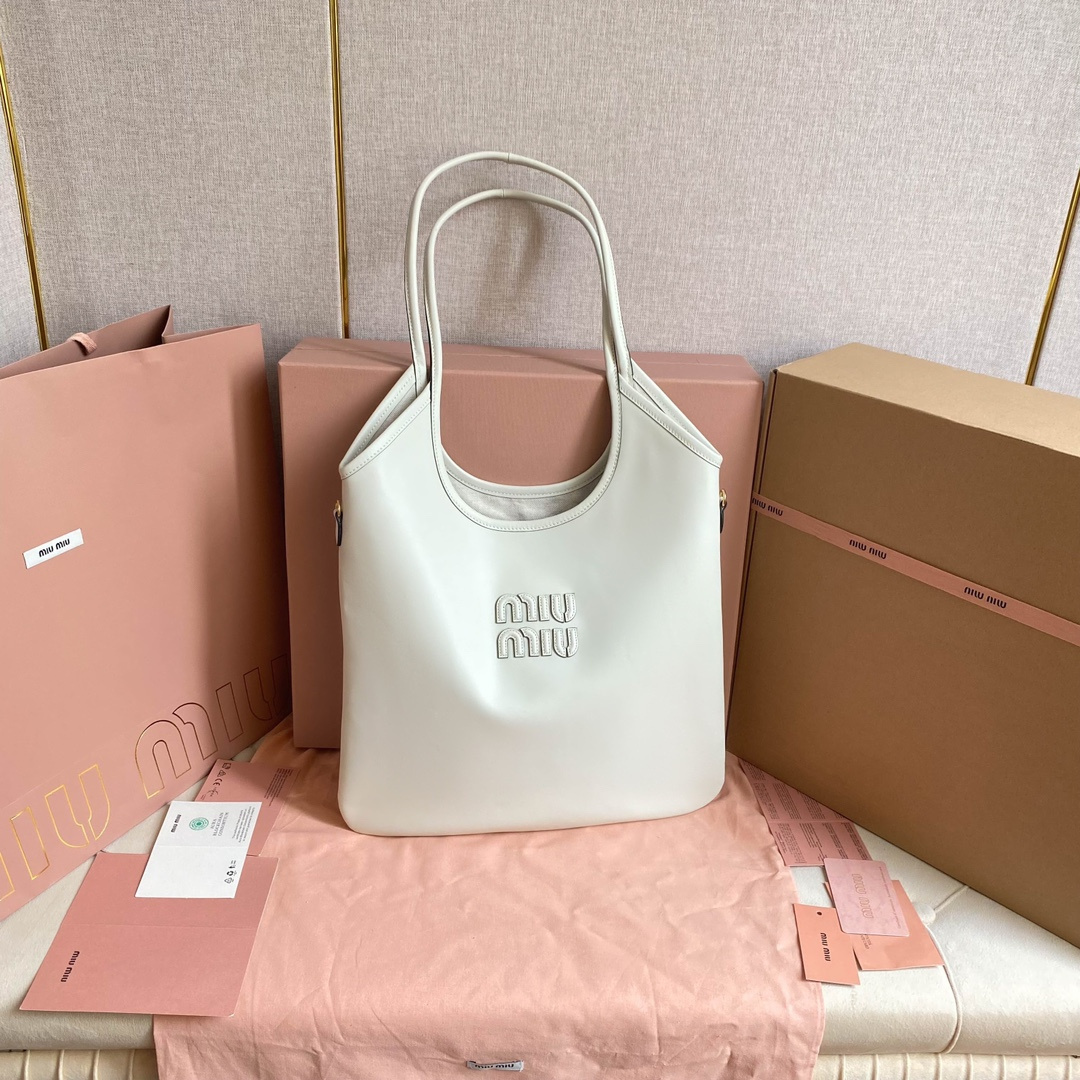 高仿miumiu繆繆*IVY系列5BG231限定款Tote包白色免檢版