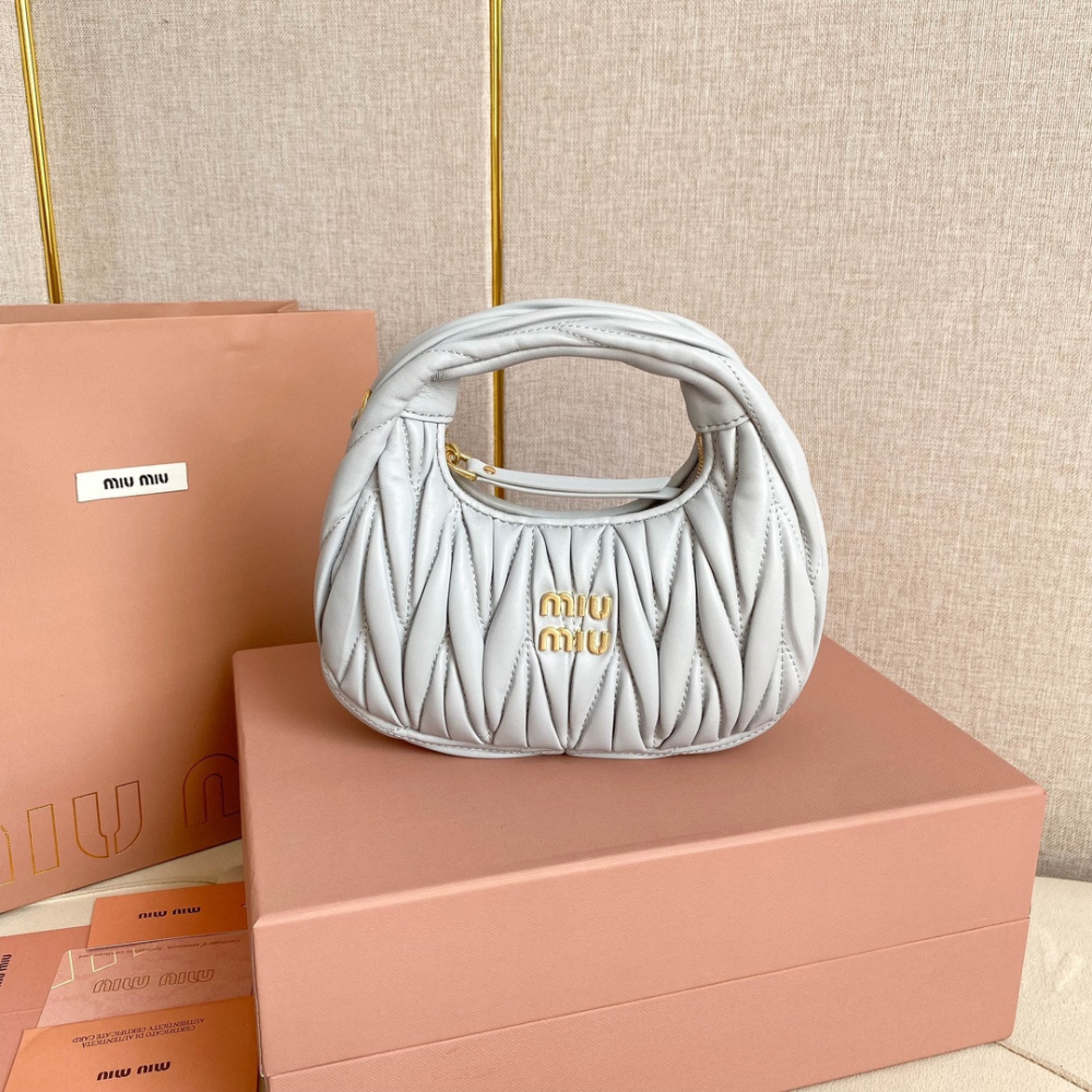 高仿miumiu繆繆*5BP078Mini單肩包矢菊藍免檢版