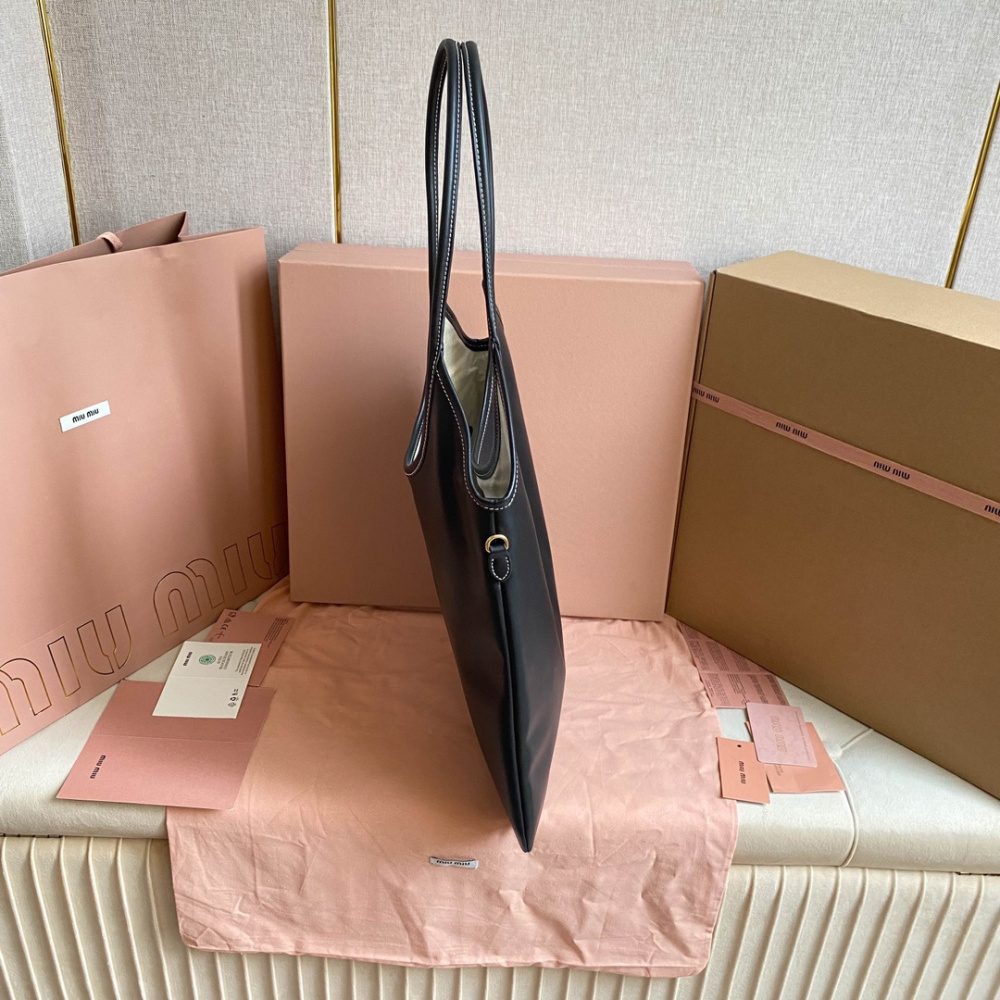 高仿miumiu繆繆*IVY系列5BG231限定款Tote包黑色免檢版