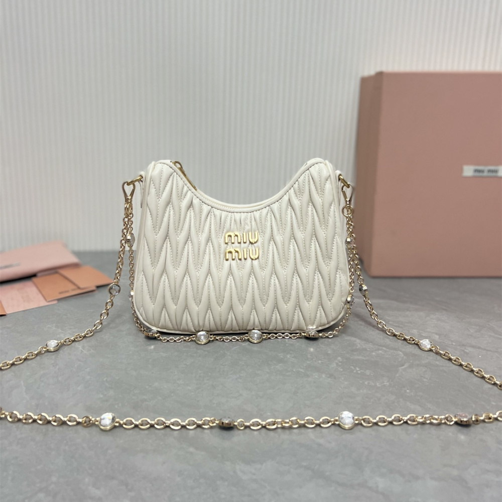 高仿miumiu繆繆*5BH211單肩包白色水晶鏈免檢版