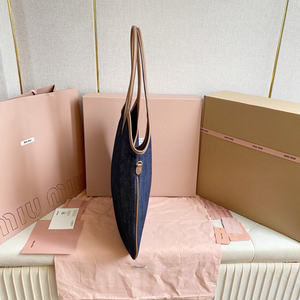 高仿miumiu繆繆*IVY系列5BG231限定款Tote包牛仔布免檢版
