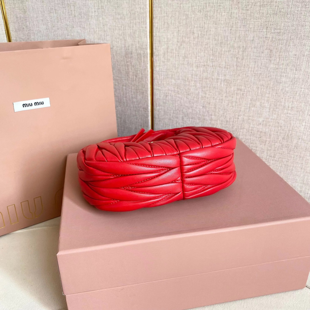 高仿miumiu繆繆*5BP078Mini單肩包紅色免檢版