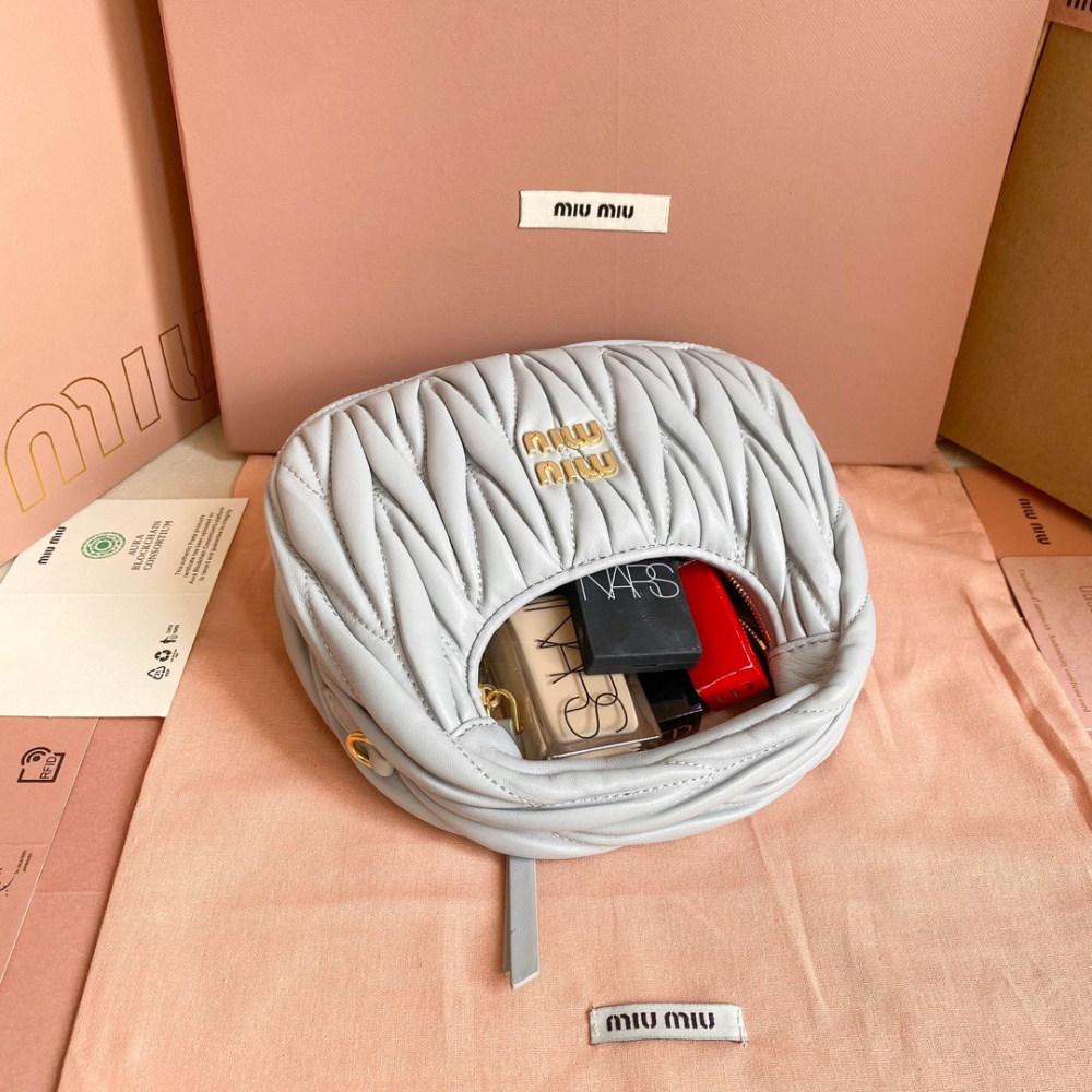 高仿miumiu繆繆*5BP078Mini單肩包矢菊藍免檢版