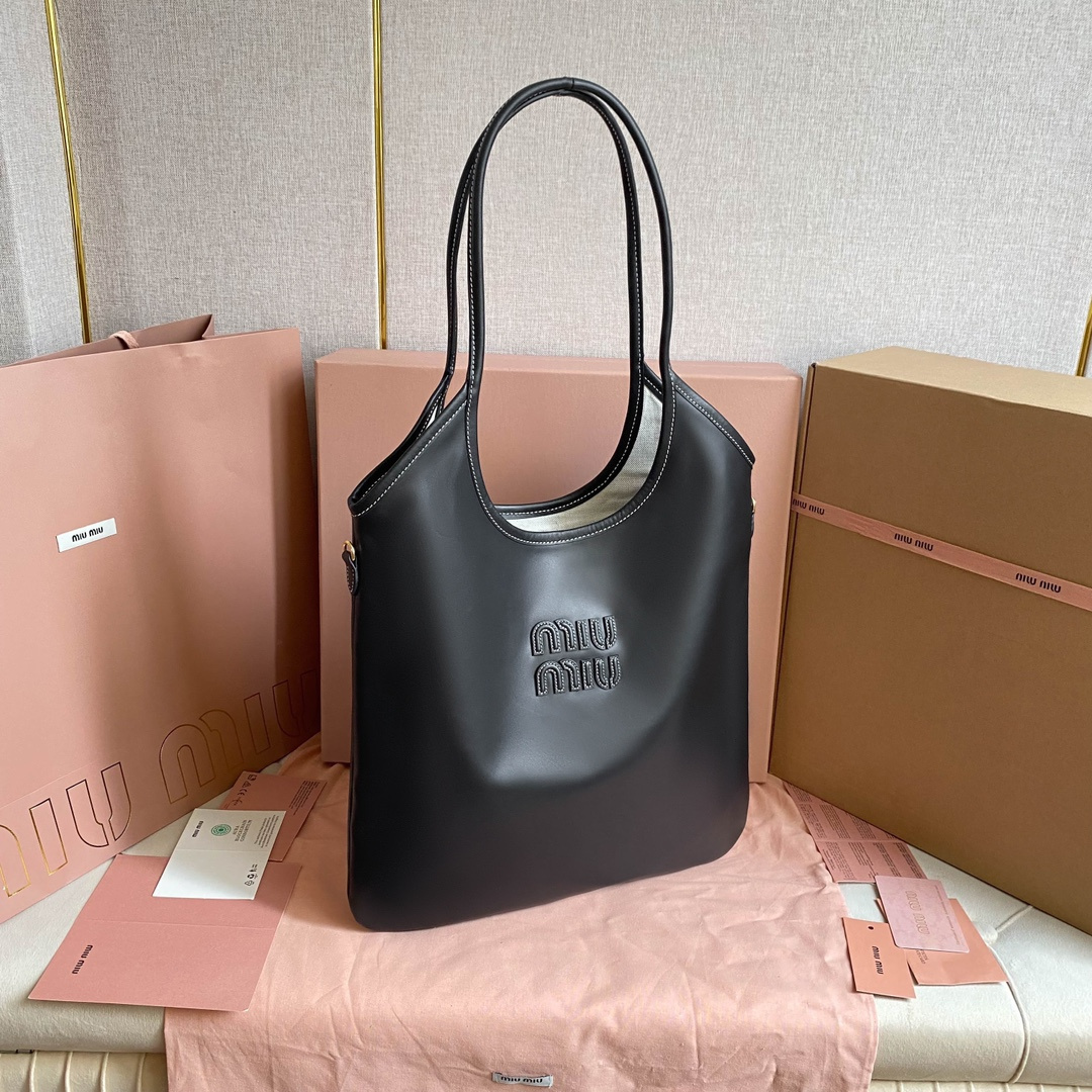 高仿miumiu繆繆*IVY系列5BG231限定款Tote包黑色免檢版
