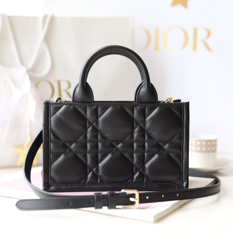 高仿Dior*BookTote系列S5573O牛皮革手提包